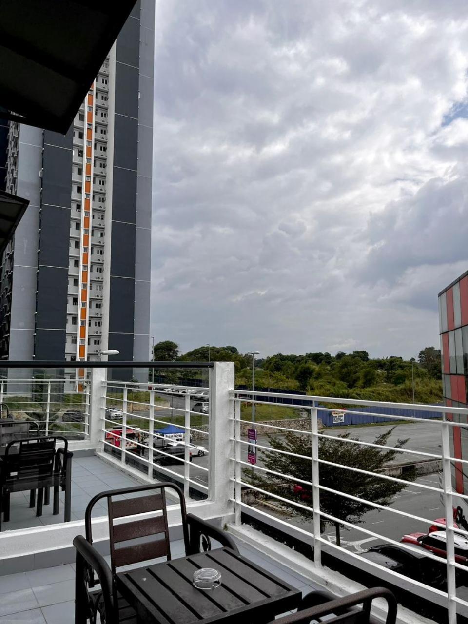 S8 Boutique Hotel Near Klia 1 & Klia 2 Сепанг Экстерьер фото
