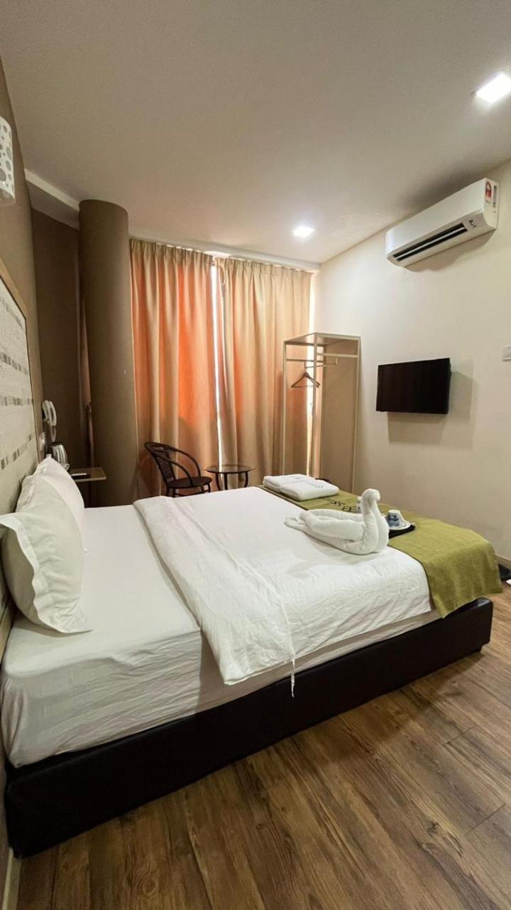 S8 Boutique Hotel Near Klia 1 & Klia 2 Сепанг Экстерьер фото