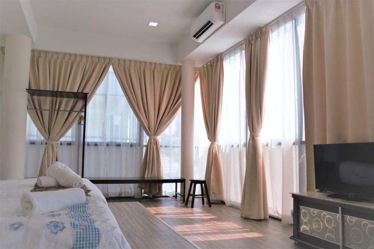 S8 Boutique Hotel Near Klia 1 & Klia 2 Сепанг Экстерьер фото